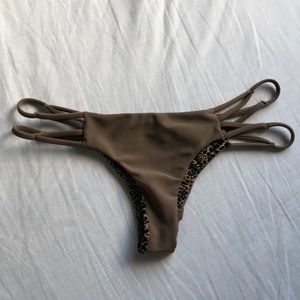 ACACIA Brown Maui Bottom S